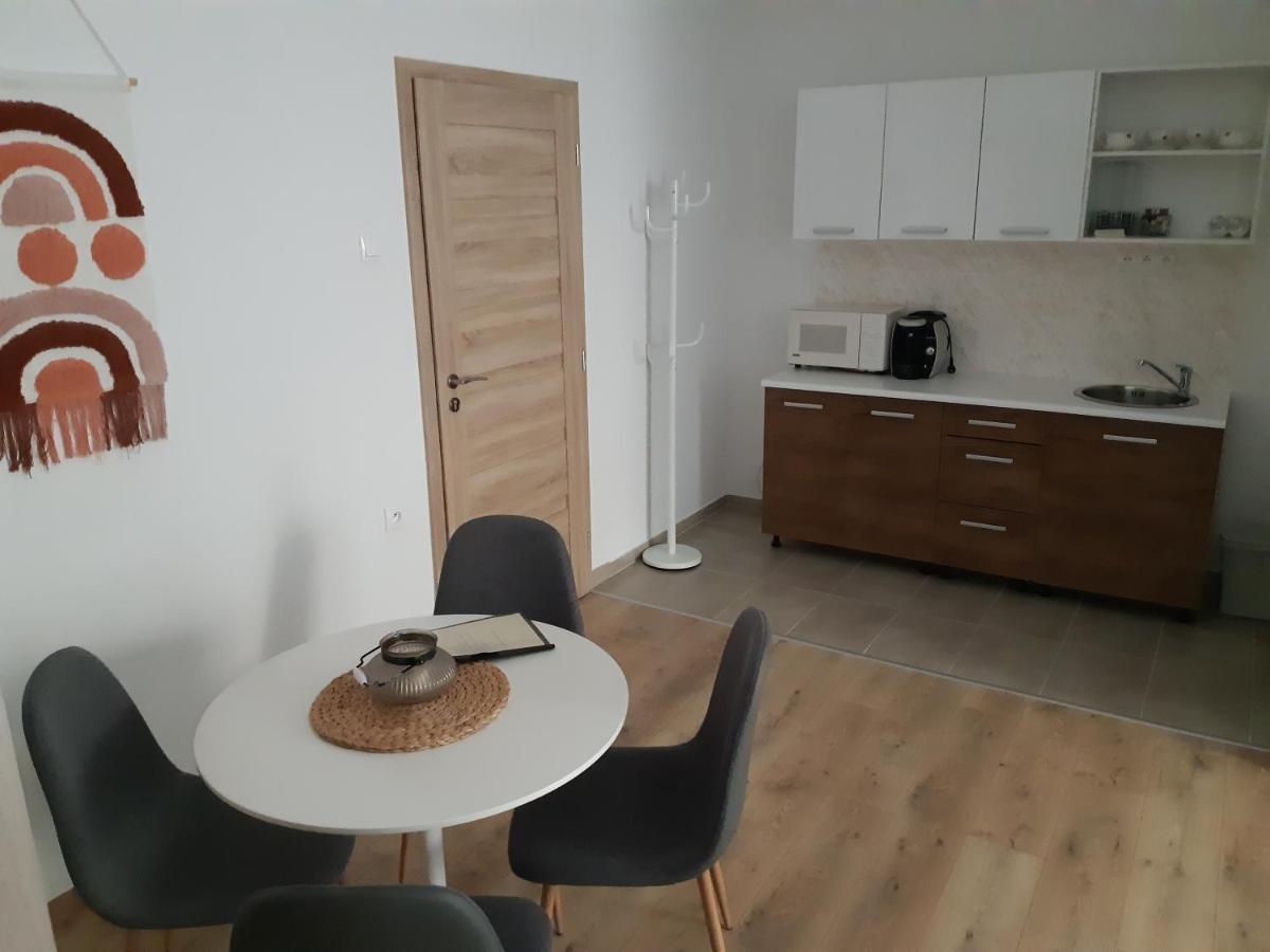 Vilka Cachtice Apartamento Exterior foto