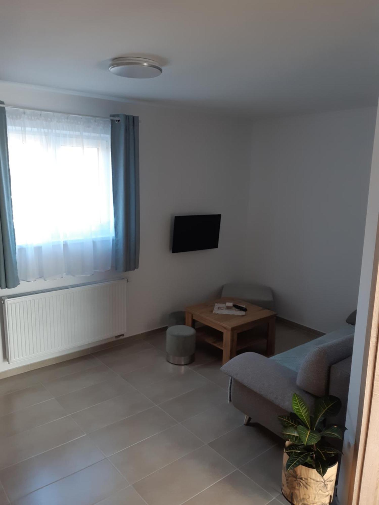 Vilka Cachtice Apartamento Exterior foto